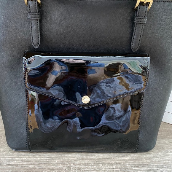 New Michael Kors LG Jet Set Pocket Tote - Picture 4 of 11
